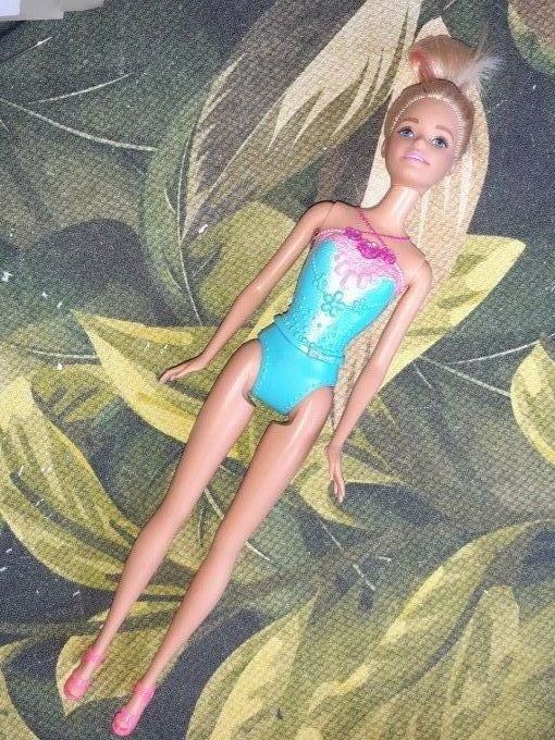 Poupée Barbie